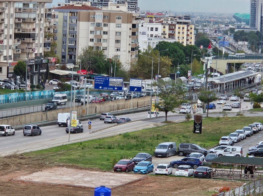 Bursa Da Seyir Halindeki Araca Arkadan Arpt Bursa Haberleri