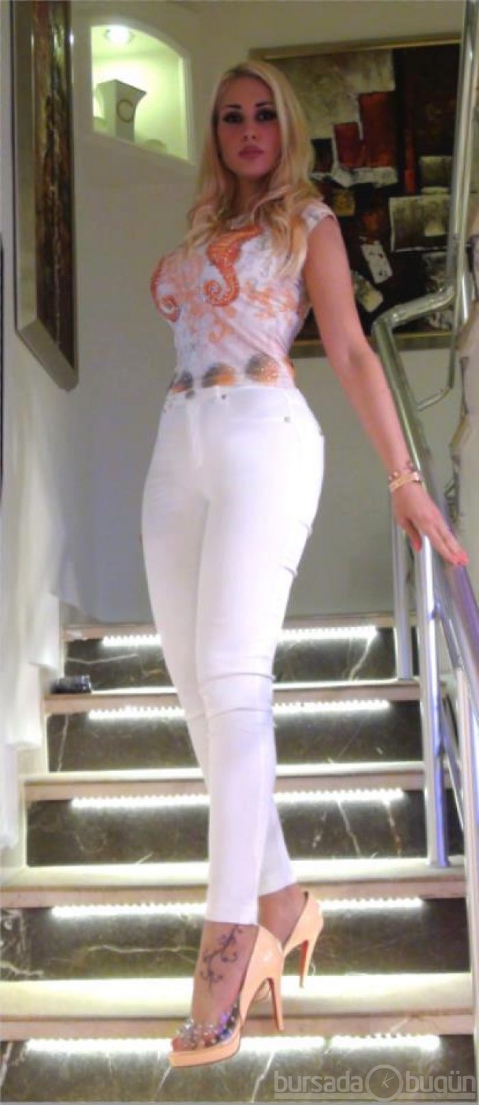 Adnan Oktar�ın güzelleri Twitter�ı karıştırdı Foto Galerisi 76