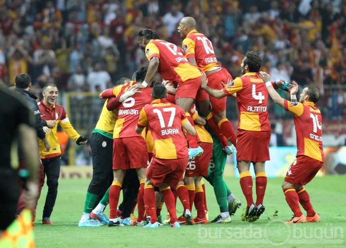 2012 2013 Sezonu Sampiyon Galatasaray Foto Galerisi 20 Bursadabugun Com