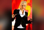 Canlı yayında striptiz