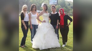 Bursalı manken yine büyüledi