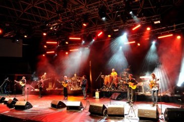 Gips Kings Bursalılar'ı uçurdu