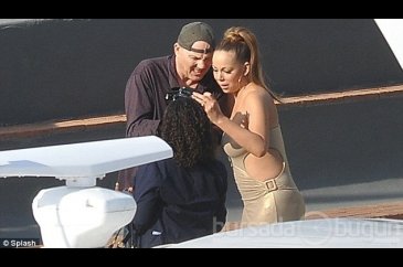Mariah Carey gözlere bayram yaptırdı