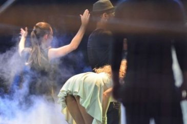 Hadise'den mini şov!	