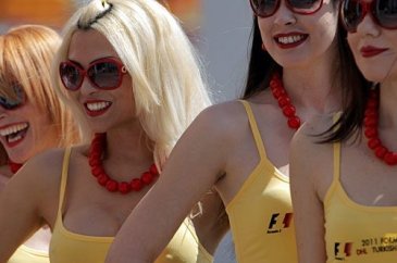 F1'in en güzel kızları