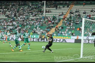 Bangura bu golü nasıl kaçırdın?