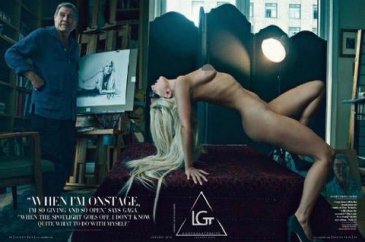 Lady Gaga'dan  18'lik pozlar!