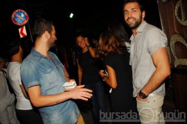 Survivor güzellerine şok...