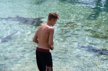 Justin Bieber tatilde