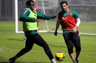 Bursaspor yağmur altında çalıştı 