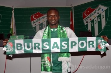 Bakaye Traore resmen Timsah oldu!