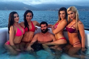 Dan Bilzerian yine olay yarattı...