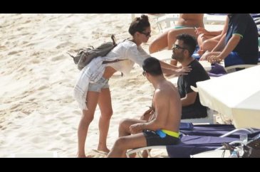 Özge Özpirinçci Burak Özçivit'i tanımadı