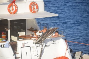 Sinan Akçıl ile Ebru Şallı tatilde