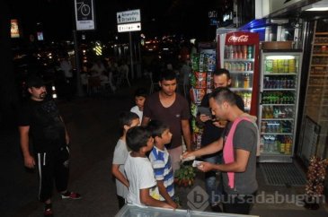 Serdar Ortaç harçlık verdi, dua istedi