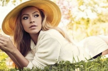 Hadise:Sınırlarınızı aşın, aşkta sınır tanımayın