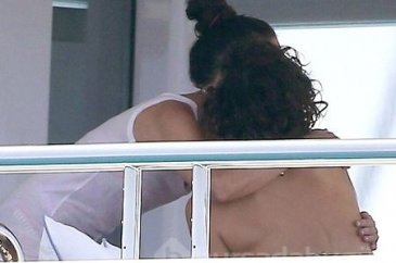 Orlando Bloom'un kaçamağı böyle görüntülendi