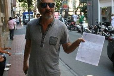 'Müzik&acirc;l yapacağız'