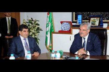 Emniyet müdürü Durmuşlar'dan Bursaspor'a ziyaret