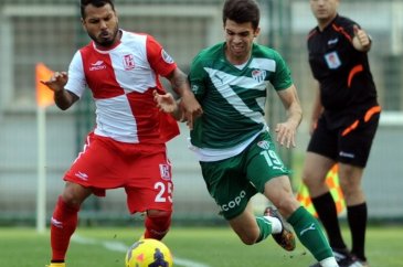 Timsah Balıkesirspor'u yine rahat geçti:3-0