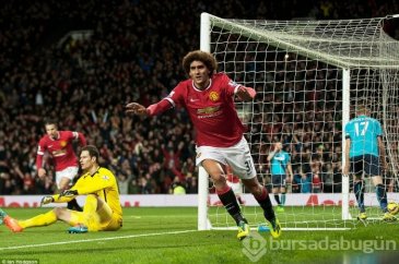 Manchester United 4'te 4 yaptı!
