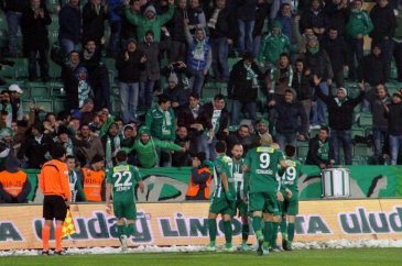 Bursaspor'u yabancıları taşıdı!
