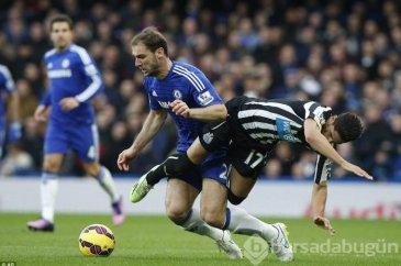İngiltere'de zirvenin sahibi Chelsea