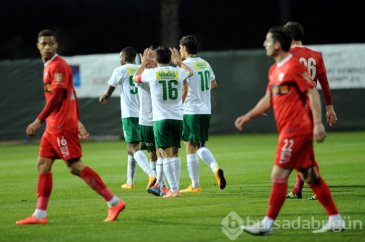 Timsah Dinamo Bükreş'i parçaladı!