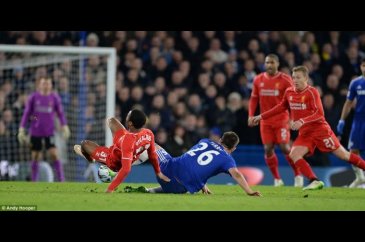 Maviler Liverpool'u 90+4'de yıktı!