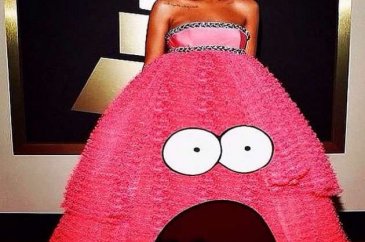 Rihanna'nın elbisesi sosyal medyaya damga vurdu
