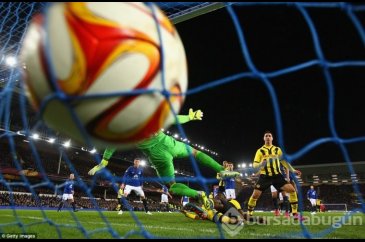 Young Boys Everton'a hafif geldi!
