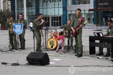 Bursa'nın Fethi Kent Meydanı AVM'de kutlandı...