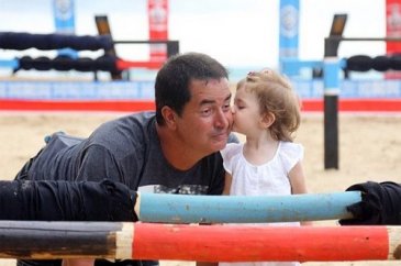 Acun'un küçük kızı Survivor'da