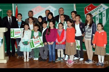 Bursaspor sevgisini kağıda döken minikler ödüllendirildi!