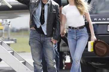 Bay ve bayan Depp düğün sonrası ilk kez görüntülendi