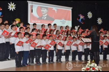 Bahçeşehir Koleji Öğrencileri 23 Nisan kutlaması...