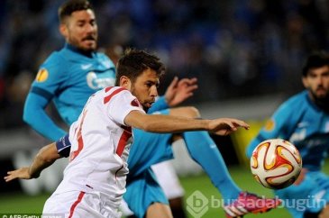 Sevilla Zenit'i kupanın dışına itti!