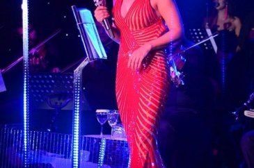 Ebru Gündeş'in inanılmaz değişimi