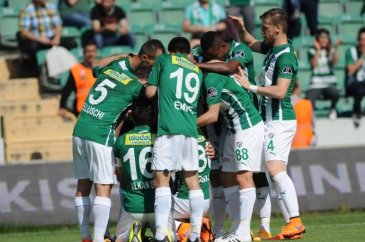 Bursaspor Karabük'ü gole boğdu!