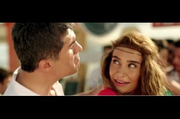 Reklamlardan servet kazandılar
