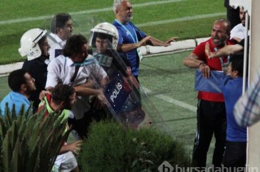 Adana'da maç sonu ortalık savaş alanına döndü!
