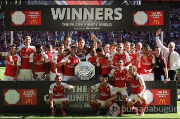 Arsenal kupayla başladı!
