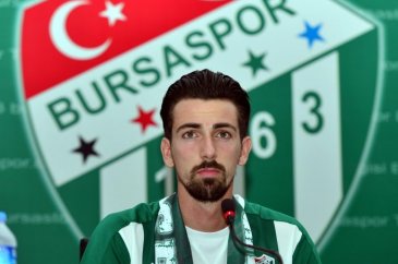 "Timsah Arena'da oynayacağım için heyecan duyuyorum"