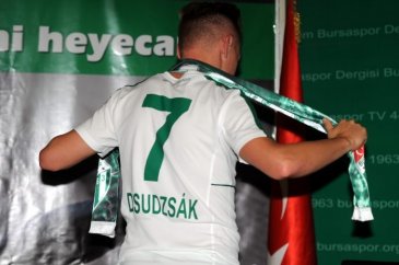 Balazs Dzsudzsak'tan Bursaspor'a 4 yıllık imza!