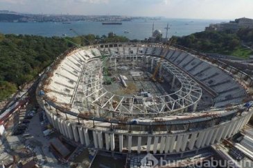 Vodafone Arena'nın çatısı yükselmeye başladı