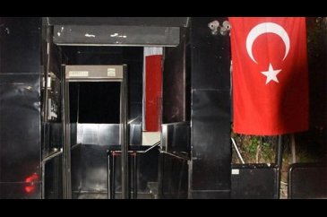 Terör saldırısı kepenkleri indirtti
