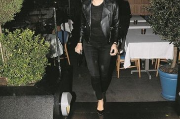 Azra Akın estetik mi yaptırdı?