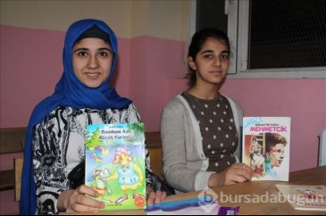 "Kitap Kumbarası" Suriyeli çocukların yüzünü güldürdü