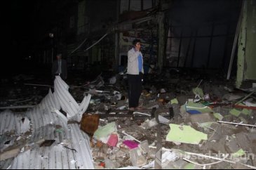 Hakkari'de bomba yüklü araçla saldırı