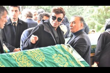 Fatih Ürek'in annesi Seher Ürek vefat etti